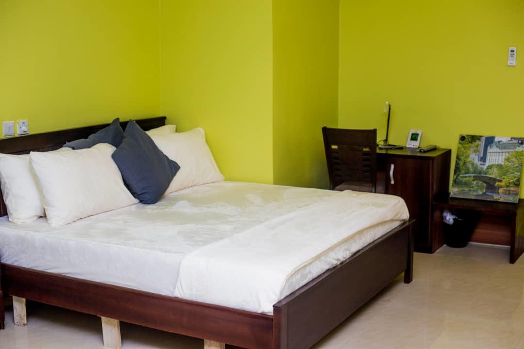 Danritzcer Suites Accra Exterior photo